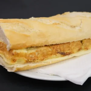 Tortilla, queso y cebolla